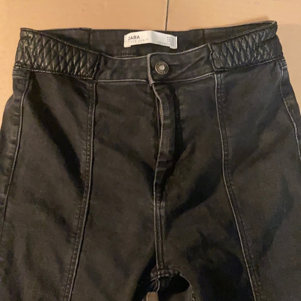 Zara Moto Jeans w/ Bottom Slit Zippers Z1975, USA size 4, ONLY WORN ONCE - Picture 2 of 5